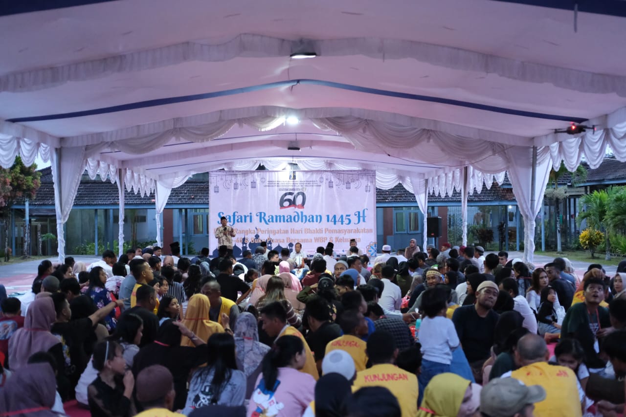 Rindukan Rumah, Ratusan Narapidana Ikuti Bukber dengan Keluarga di Lapas Tanjungpandan